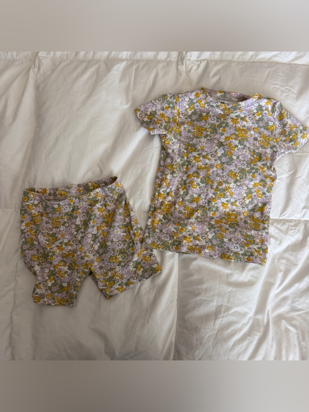 Carter's | Girl’s 4T |Lavender & Mustard Floral | Short-Sleeve Pajama Set